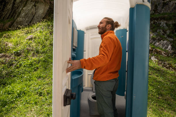 Best Porta potty delivery and setup  in Mcfarland, CA